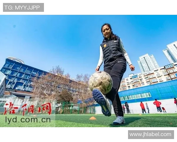 女足球星心中的偶像揭秘她们最喜爱的传奇球员人物故事