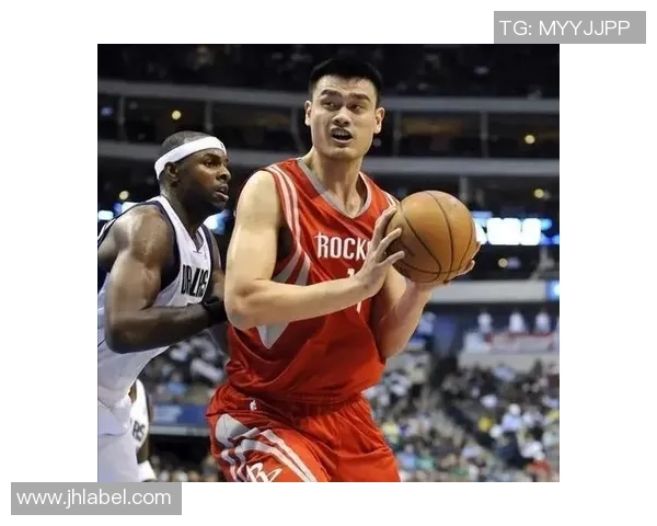 足球十大球星排名揭晓 谁是当年最具影响力的球员