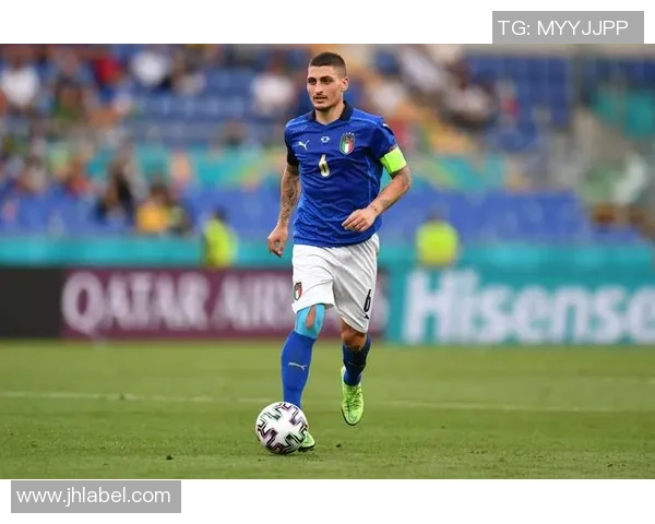 足球明星脚的大小对踢球表现有何影响与科学分析